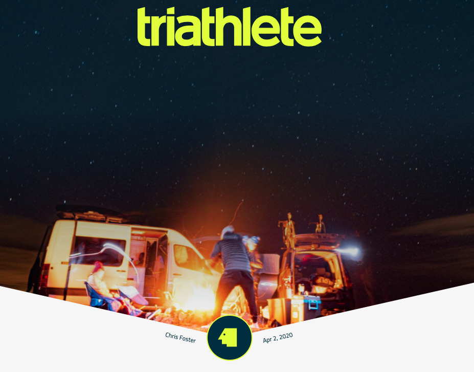 Camping scene under starry night sky.